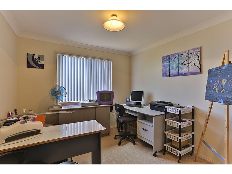 20 Navajo Street, Wilsonton QLD 4350