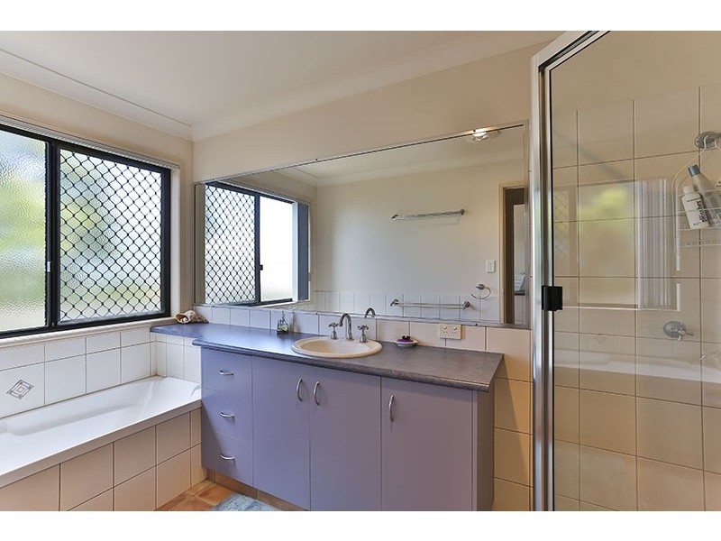 20 Navajo Street, Wilsonton QLD 4350