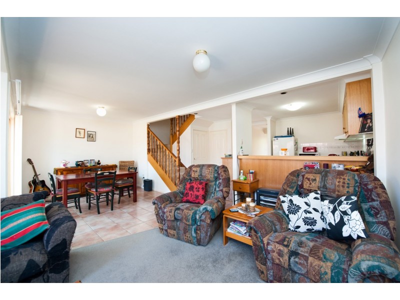 Unit 7/64 Gordon Avenue, Newtown QLD 4350