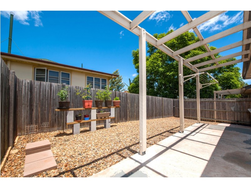 Unit 3/257 Hume Street, South Toowoomba QLD 4350