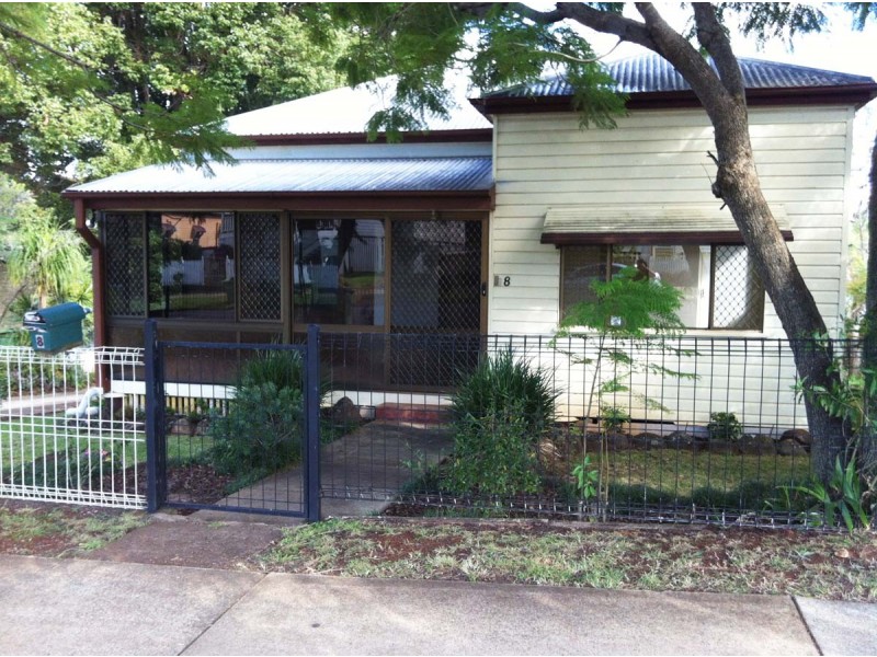 8 Vacy Street, Newtown QLD 4350