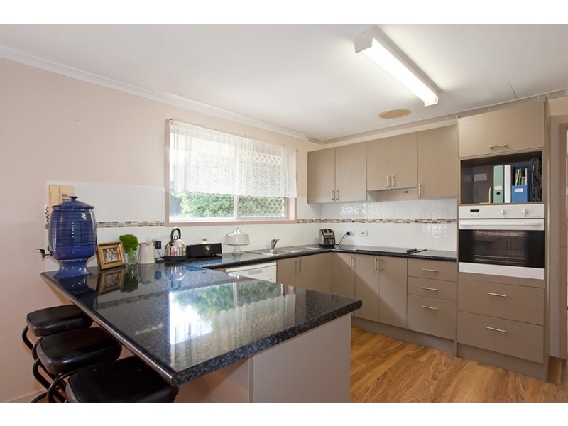 61 Hoepper Street, Kearneys Spring QLD 4350