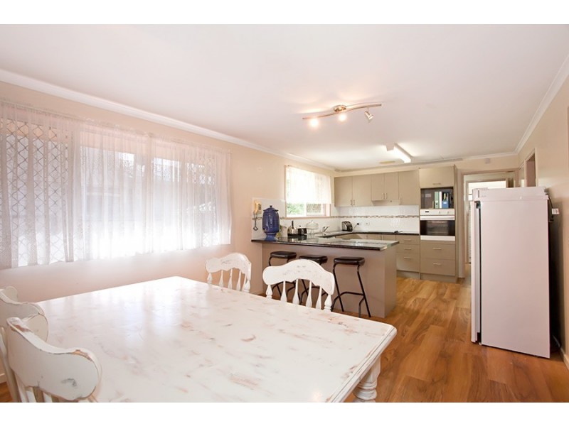 61 Hoepper Street, Kearneys Spring QLD 4350