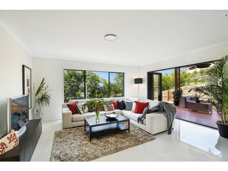 28 Piccadilly Court, Mount Lofty QLD 4350