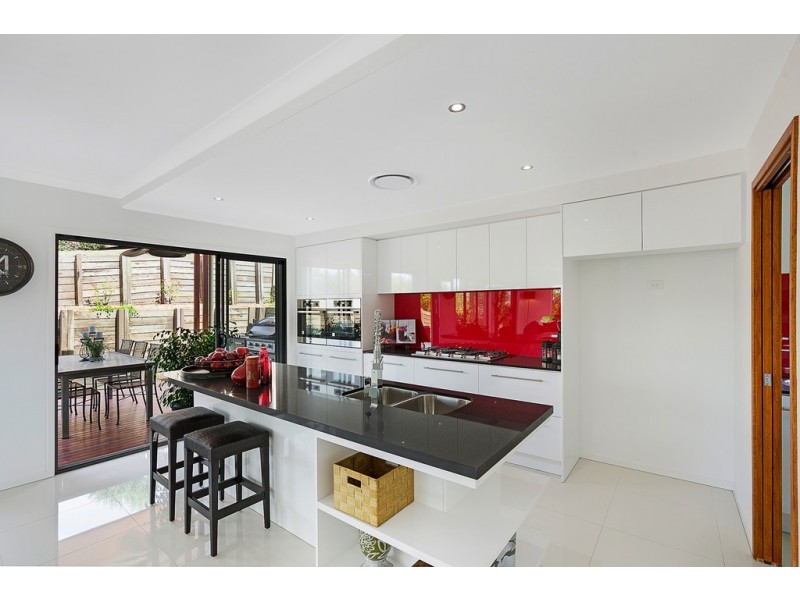 28 Piccadilly Court, Mount Lofty QLD 4350