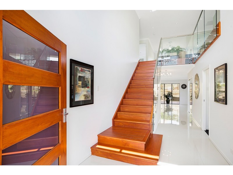 28 Piccadilly Court, Mount Lofty QLD 4350