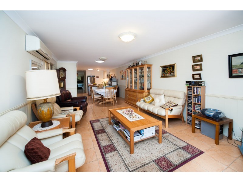 Unit 1/63 Boshammer Street, Rangeville QLD 4350