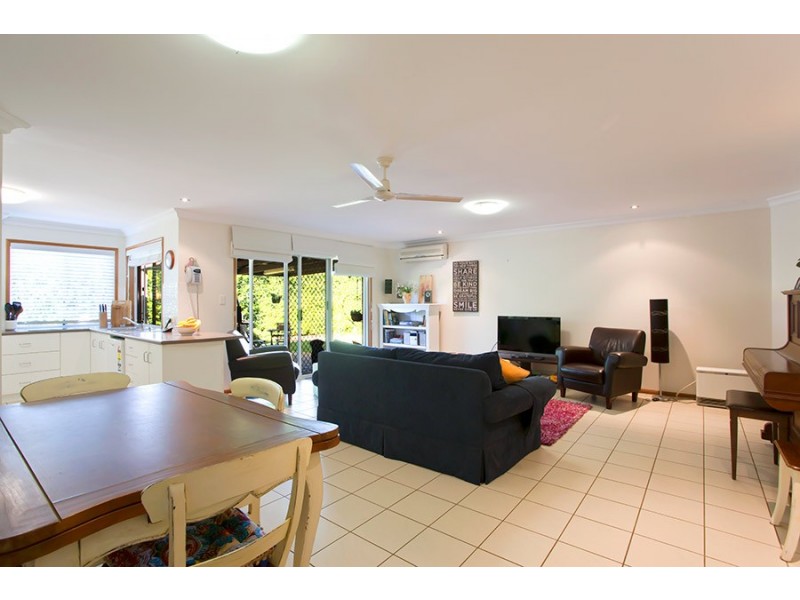 21 Toni Court, Darling Heights QLD 4350