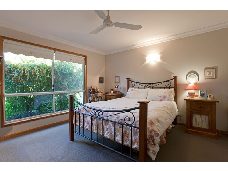 21 Toni Court, Darling Heights QLD 4350