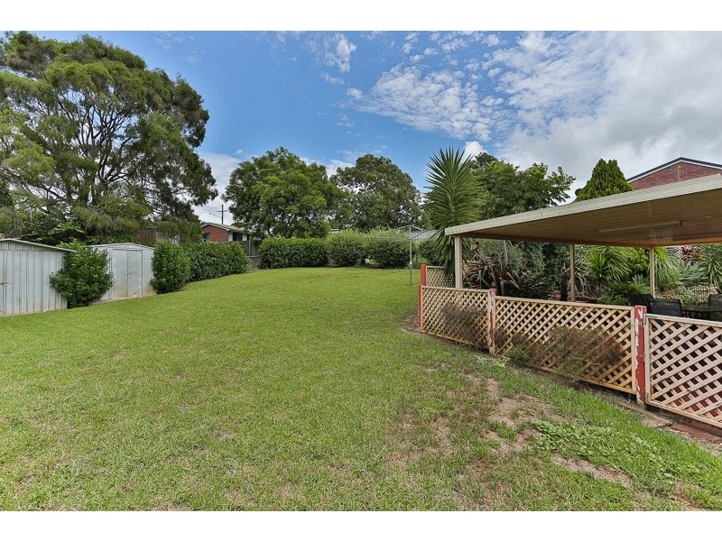 11 McWilliam Street, Wilsonton Heights QLD 4350
