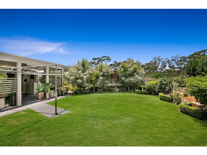 15 Coventry Court, Mount Lofty QLD 4350