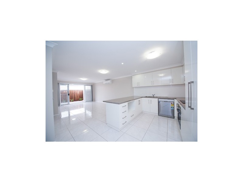 2/13 Wapiti Street, Kearneys Spring QLD 4350