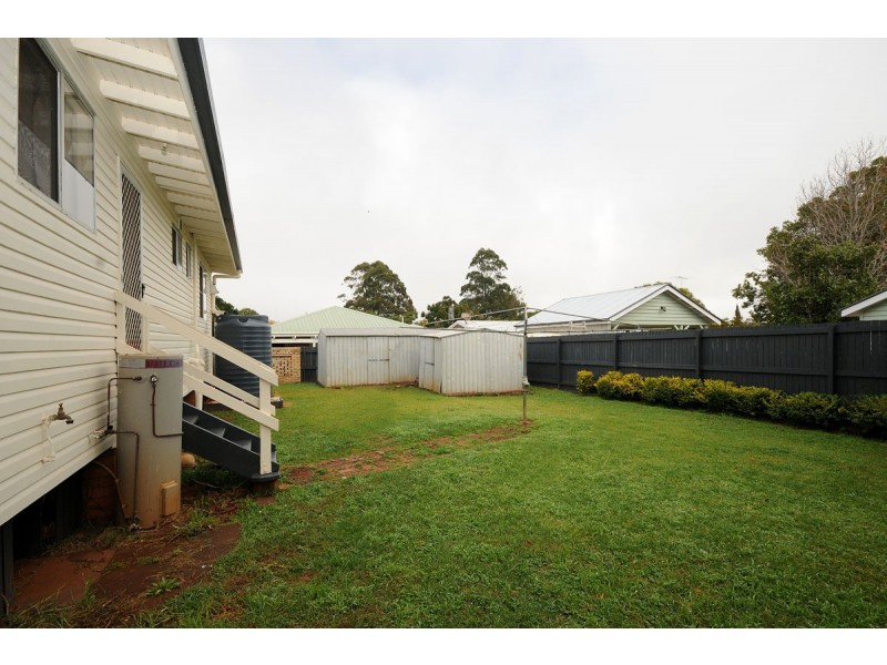 13 Carlton Street, North Toowoomba QLD 4350