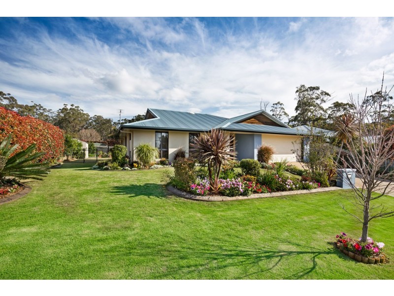 50 McClymont Drive, Rangeville QLD 4350