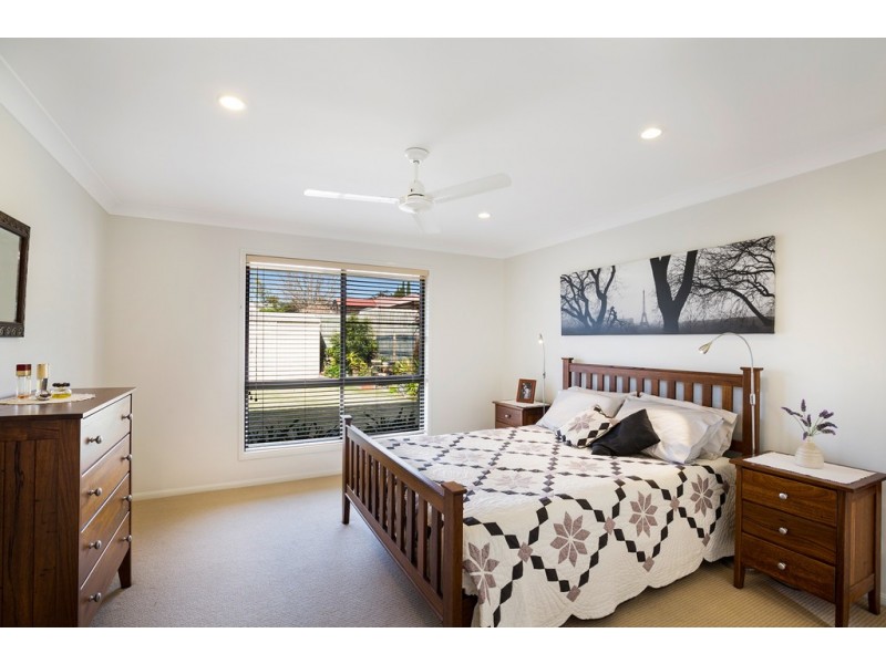 50 McClymont Drive, Rangeville QLD 4350