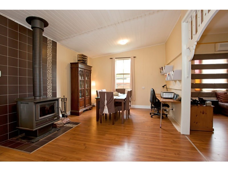 98 James Street, South Toowoomba QLD 4350