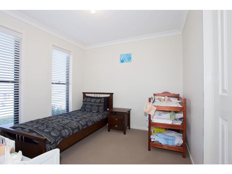 9 Kurrawa Crescent, Glenvale QLD 4350