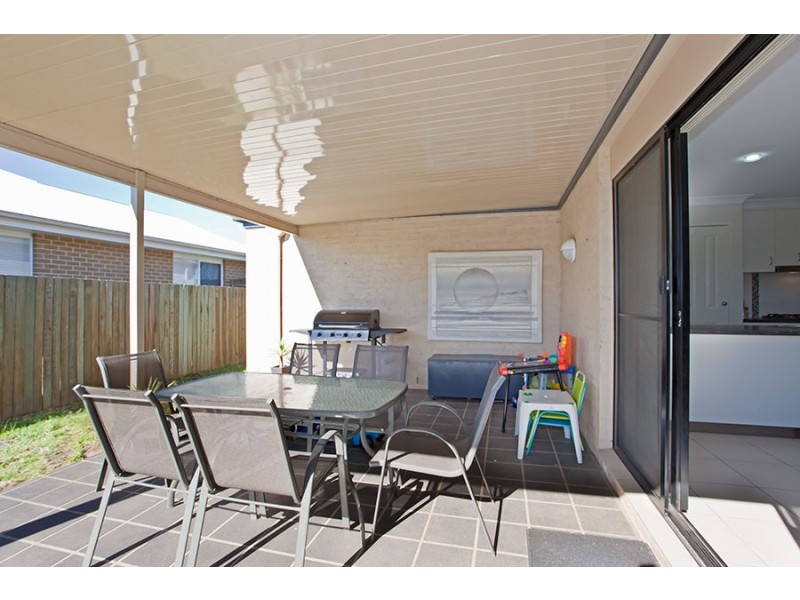 9 Kurrawa Crescent, Glenvale QLD 4350