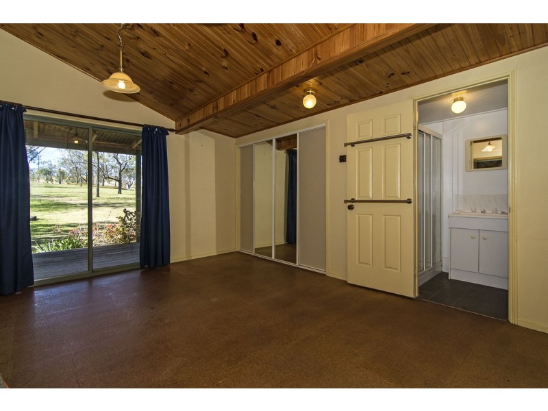 318 Mount Rascal Road, Mount Rascal QLD 4350