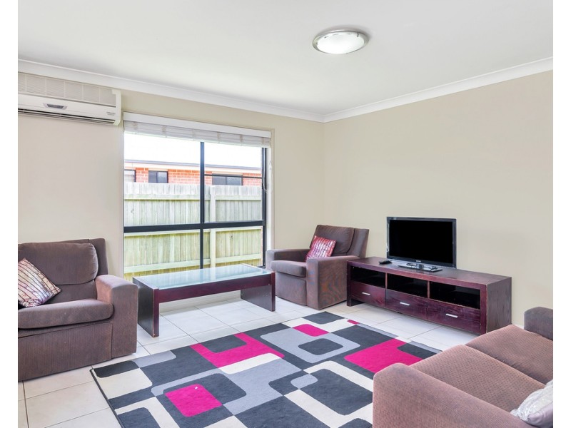 Unit 2/89 Kearney Street, Kearneys Spring QLD 4350