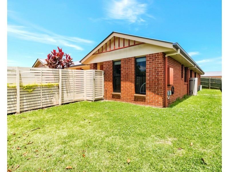 Unit 2/89 Kearney Street, Kearneys Spring QLD 4350