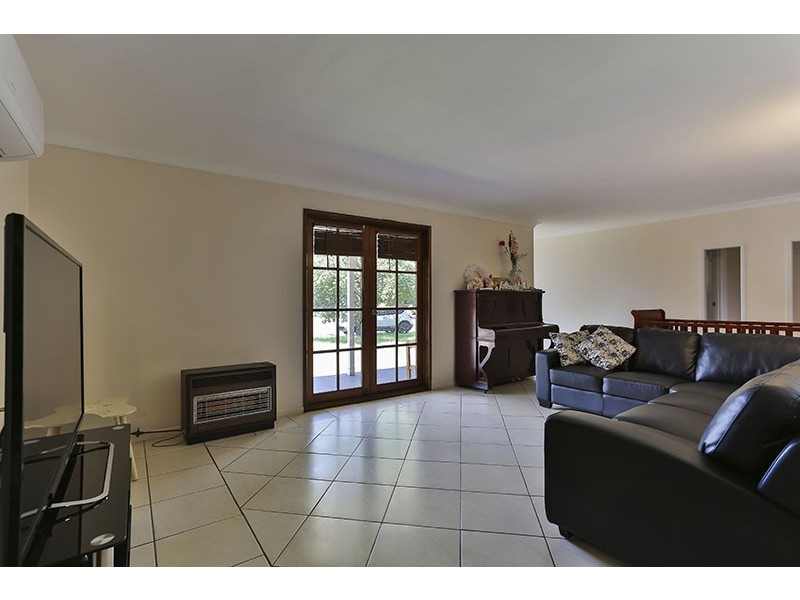 3 Fokker Street, Wilsonton QLD 4350
