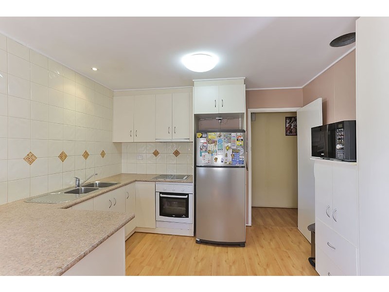 28 Tara Street, Wilsonton QLD 4350