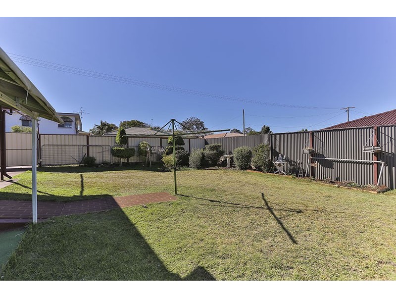 28 Tara Street, Wilsonton QLD 4350