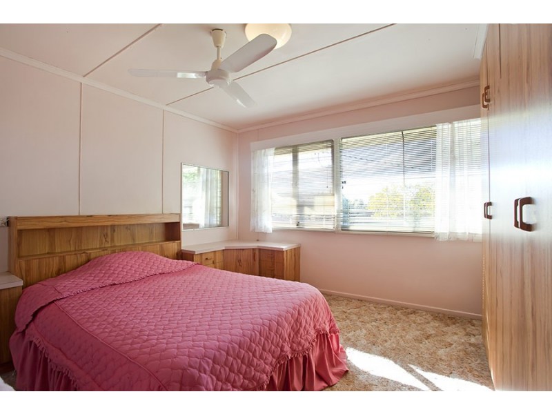 4 Percy Street, Newtown QLD 4350