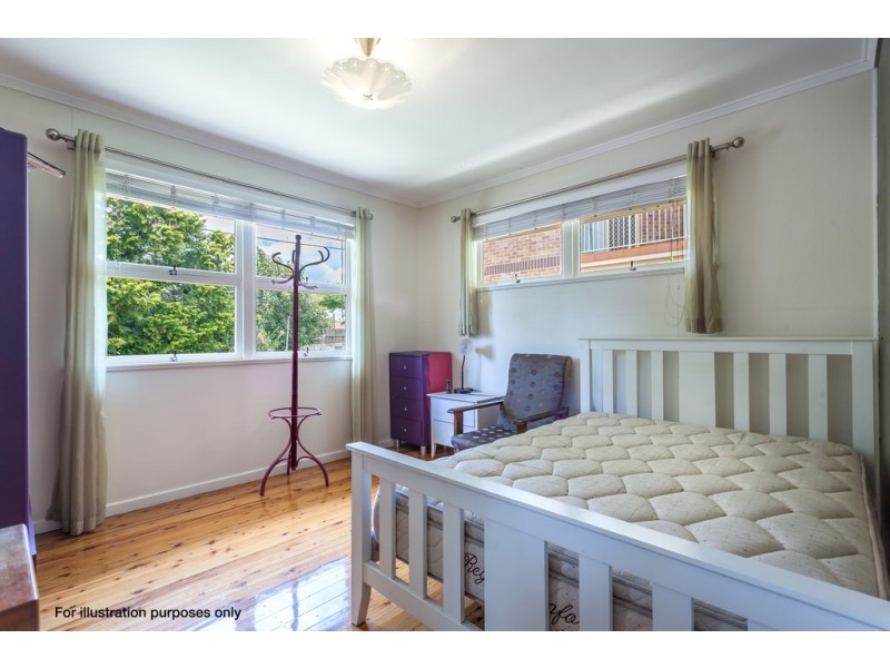 1/349 West Street, Harristown QLD 4350