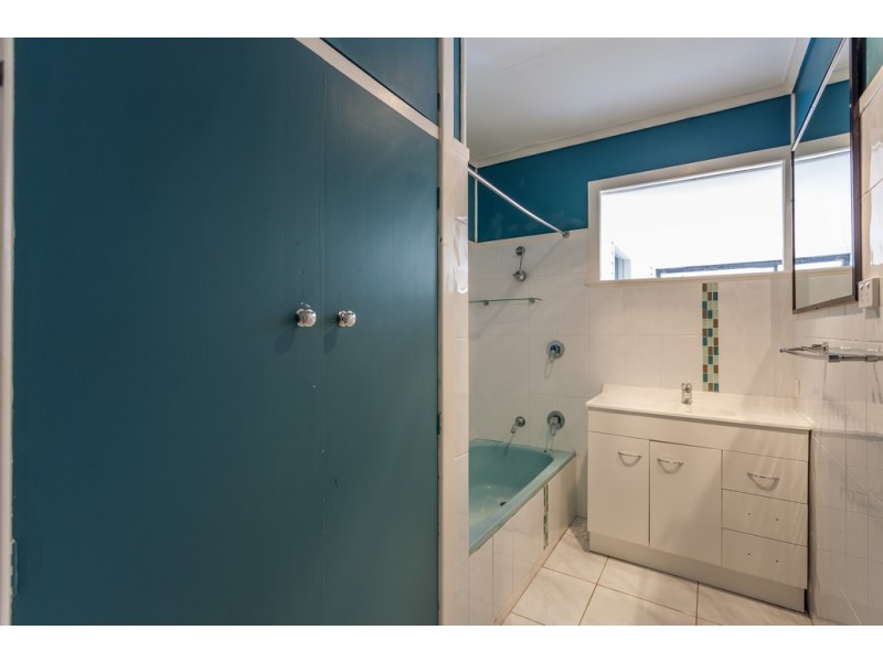 1/349 West Street, Harristown QLD 4350