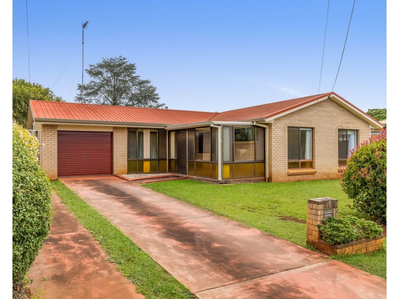 18 Pine Court, Rangeville QLD 4350