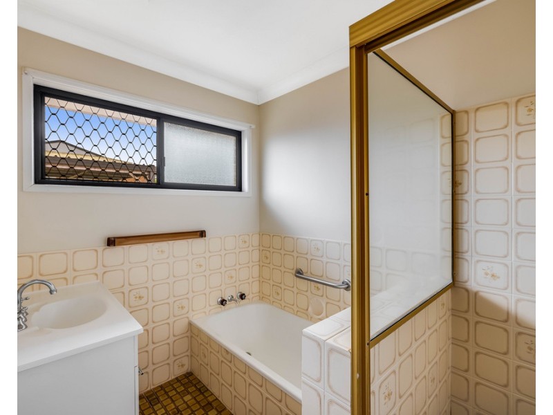 18 Pine Court, Rangeville QLD 4350