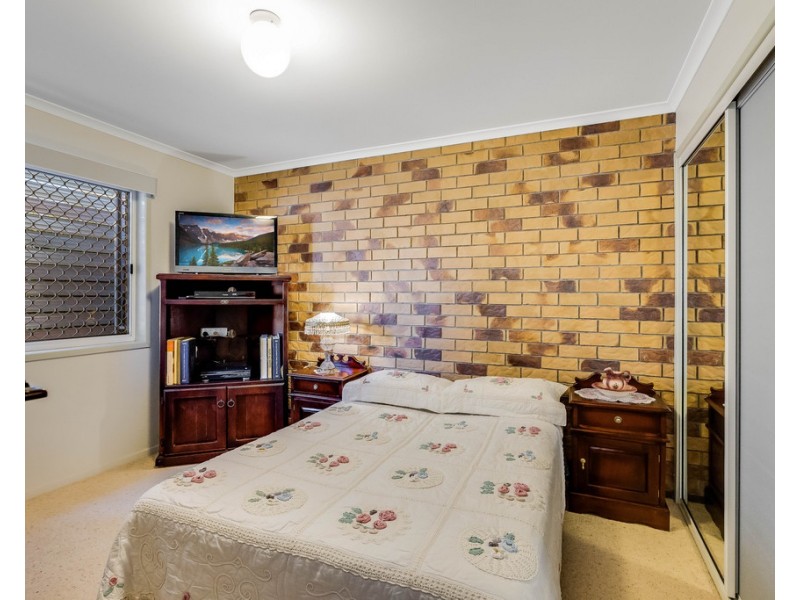 Unit 1/12 Heinemann Court, Kearneys Spring QLD 4350