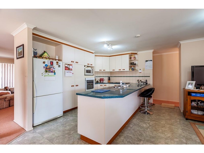 7 Freyling Court, Kearneys Spring QLD 4350