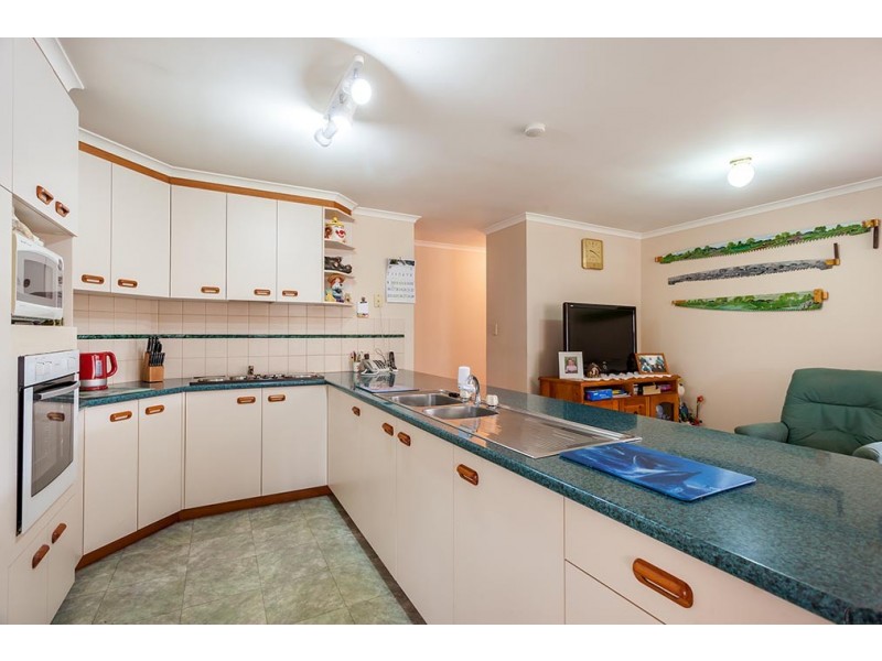 7 Freyling Court, Kearneys Spring QLD 4350