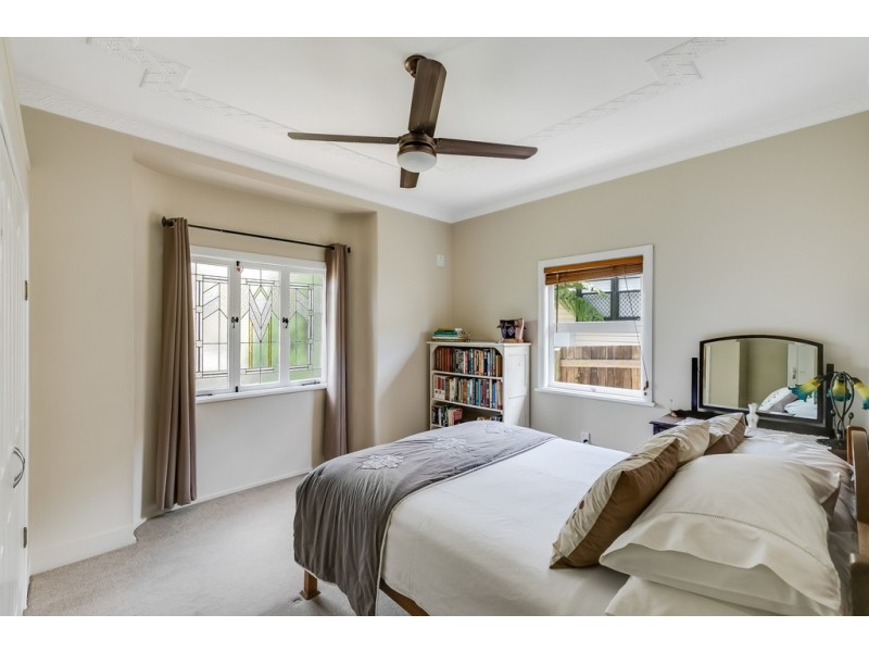 8 Beatty Street, Mount Lofty QLD 4350