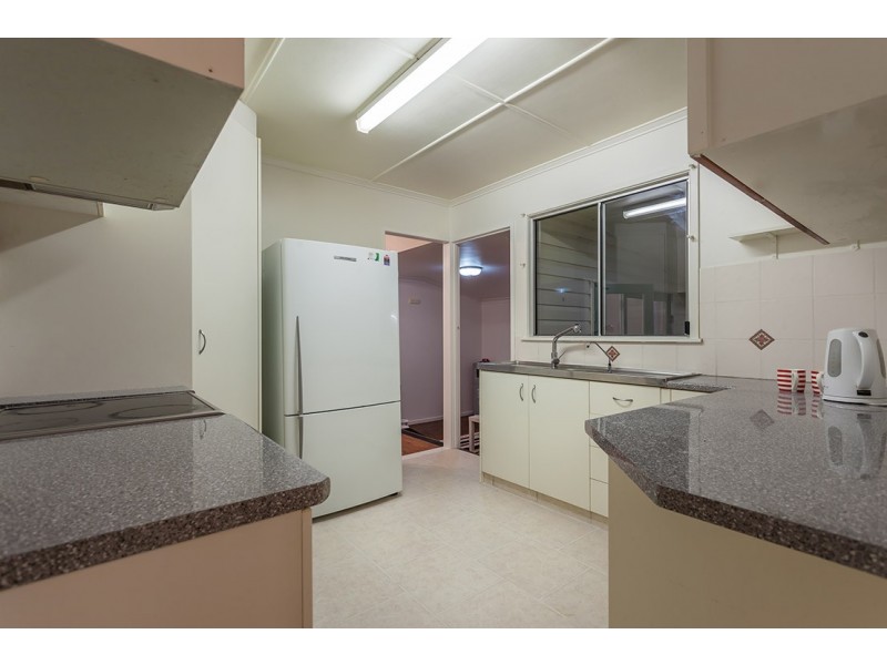 16 Sybyl Street, Harristown QLD 4350