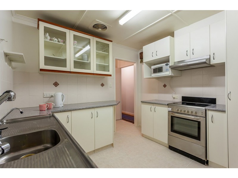 16 Sybyl Street, Harristown QLD 4350