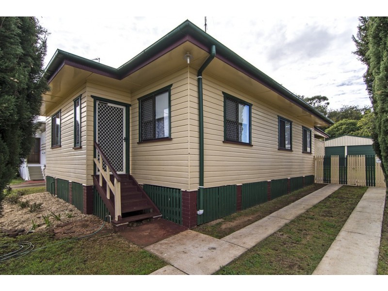 28 McIntyre Street, Centenary Heights QLD 4350