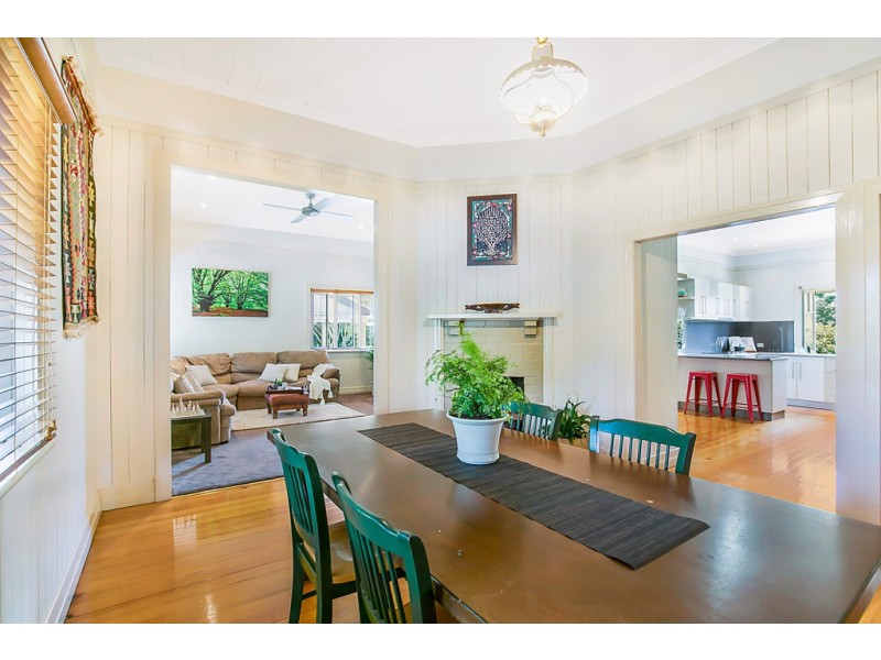 37 Drayton Road, Harristown QLD 4350