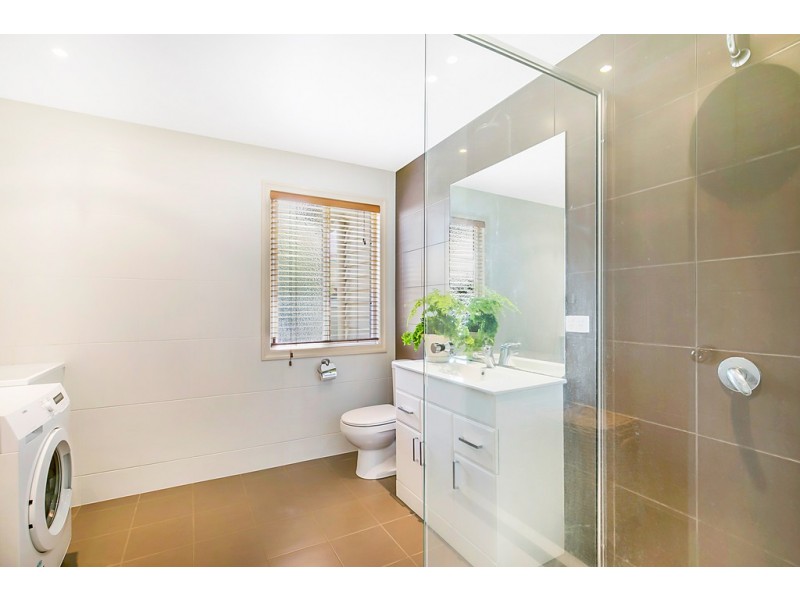 37 Drayton Road, Harristown QLD 4350