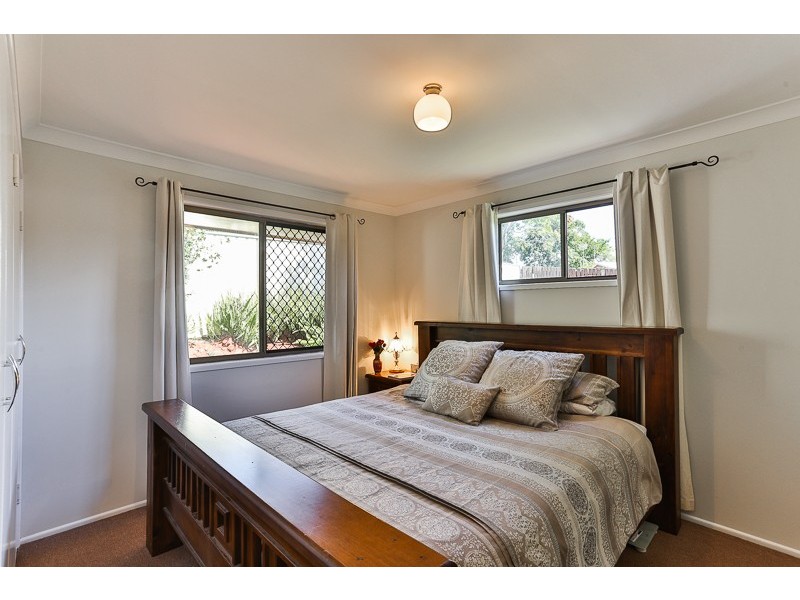 17 Sherry Street, Wilsonton Heights QLD 4350