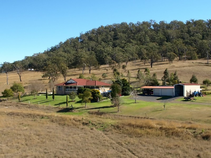 ” Lavender View Road “, Ascot QLD 4359