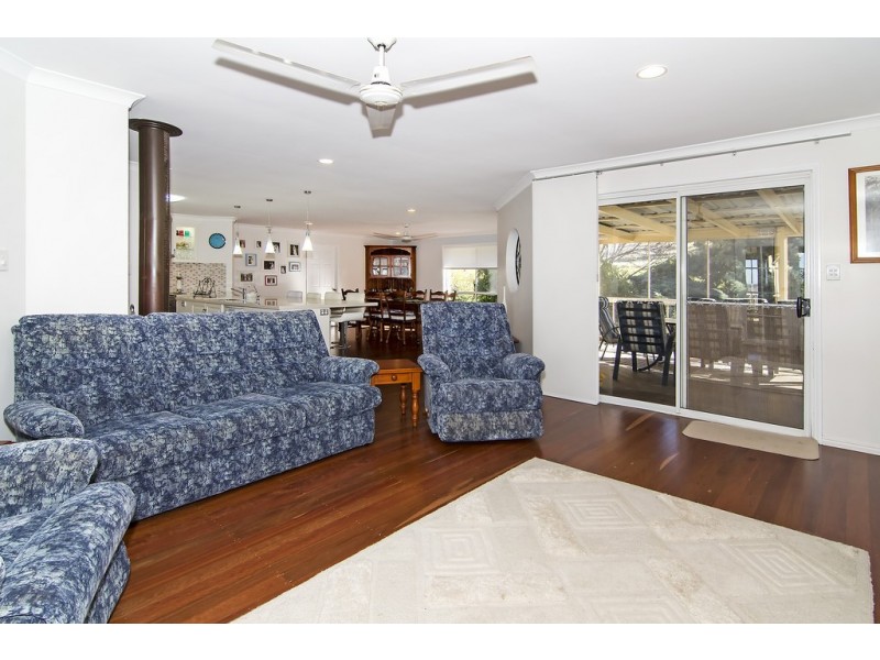 ” Lavender View Road “, Ascot QLD 4359