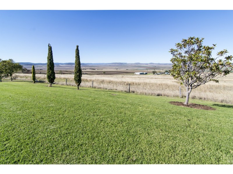 ” Lavender View Road “, Ascot QLD 4359
