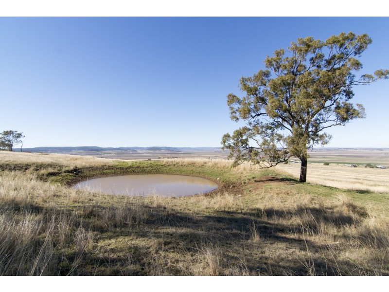 ” Lavender View Road “, Ascot QLD 4359