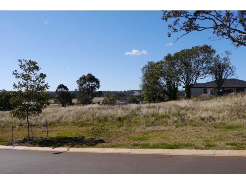 1 Explorer Court, Gowrie Junction QLD 4352