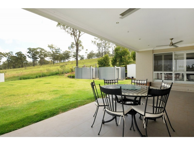 2 Hamilton Drive, Vale View QLD 4352