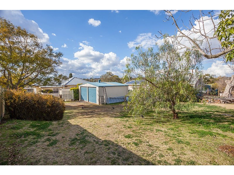 18 Seaton Street, South Toowoomba QLD 4350